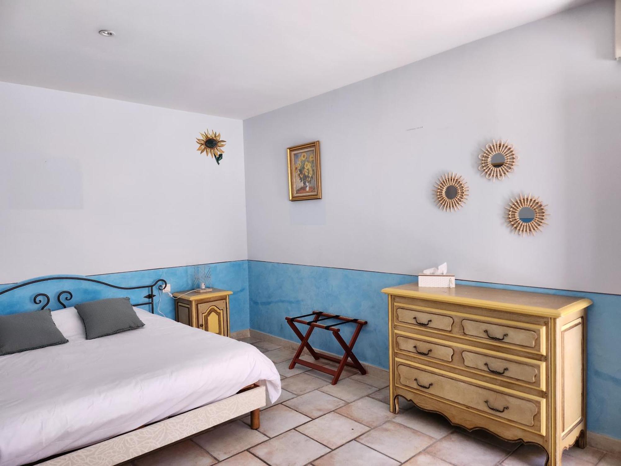 Domaine Les Gendalis Bed and Breakfast Saint-Saturnin-lès-Avignon Εξωτερικό φωτογραφία