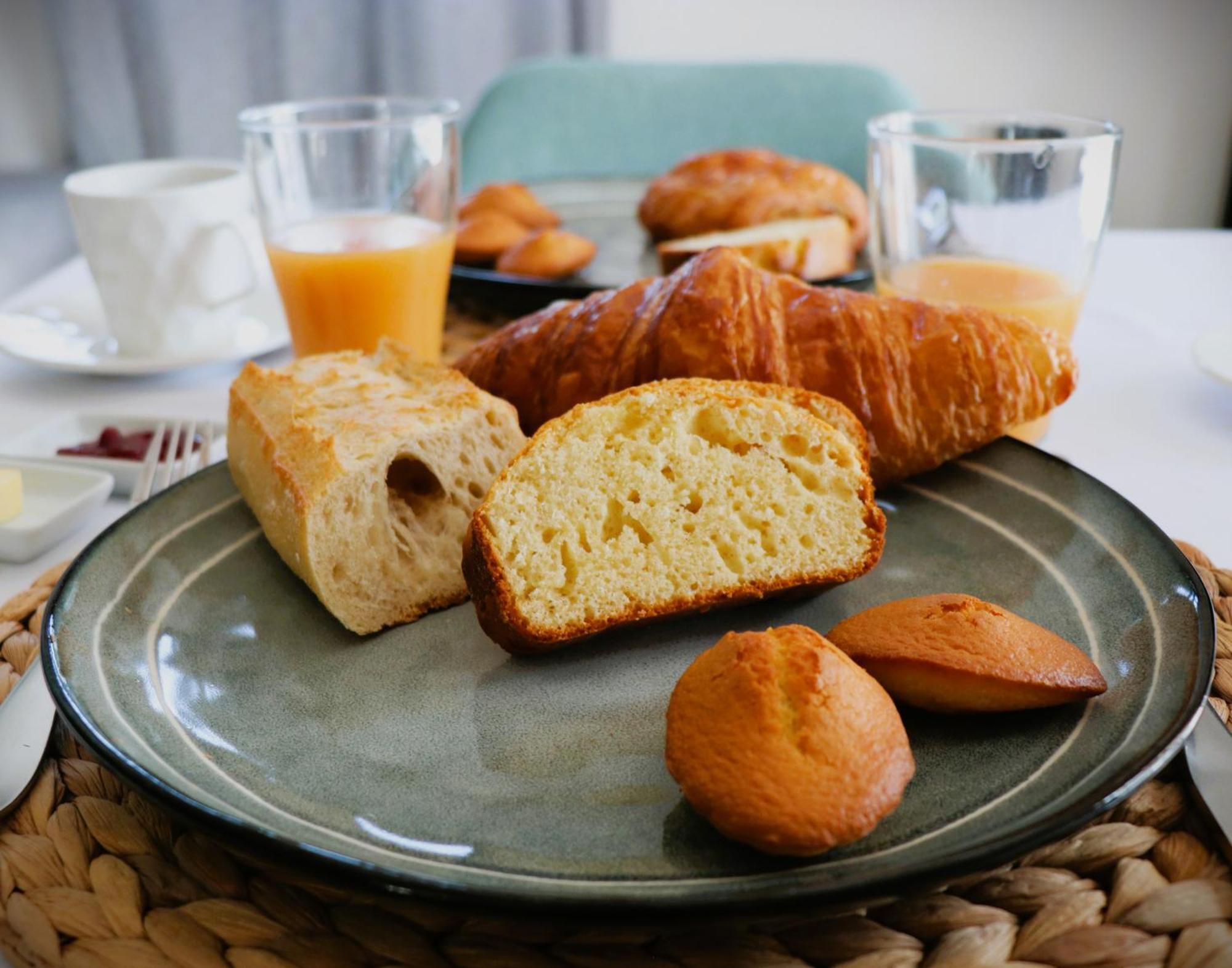 Domaine Les Gendalis Bed and Breakfast Saint-Saturnin-lès-Avignon Εξωτερικό φωτογραφία
